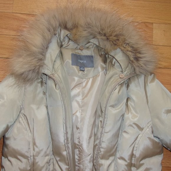 EAGER TO SELL MAKE OFFER. APT 9 WOMENS COAT - Picture 1 of 3
